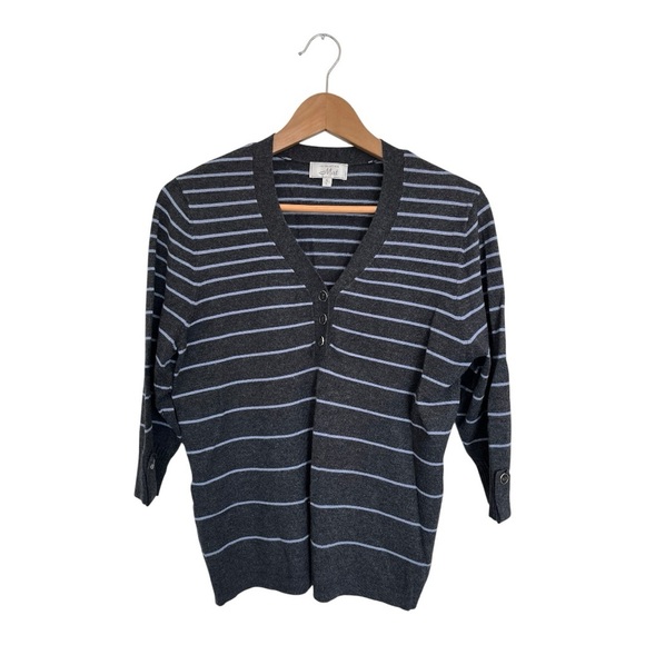 Les collection Mat Gray and blue Striped V-Neck Sweater size large - Picture 1 of 5